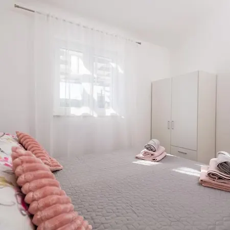 Tatil Evi Casa Astra By Briskva Marčana