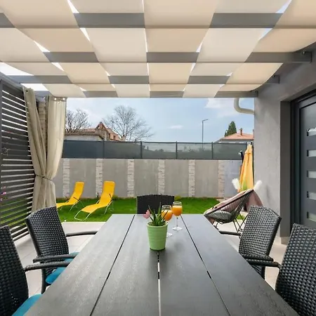 Casa Astra By Briskva Marčana