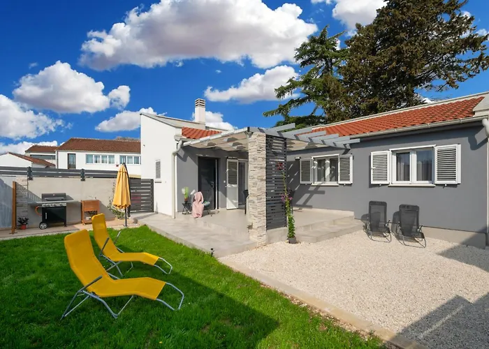 Casa Astra By Briskva Marcana